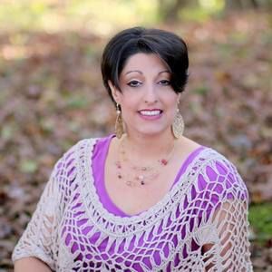 Meet your Posher, Stacy